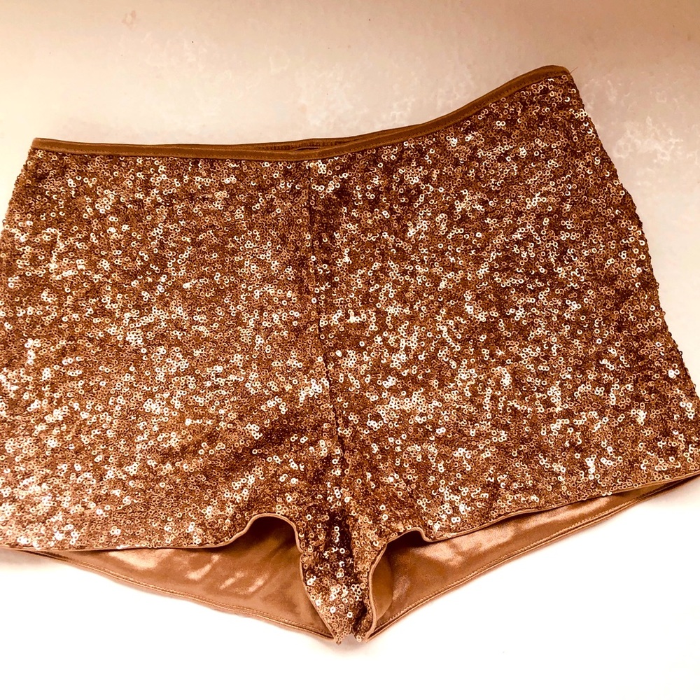Forever 21 xsmall gold sequin shorts